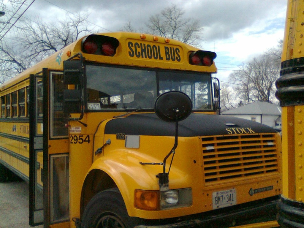 1995 Corbeil international school bus at my school. now re… Flickr
