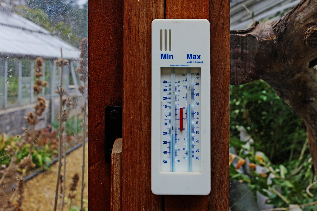 maximum minimum thermometer The Glasshouse Range Cambridge… Flickr