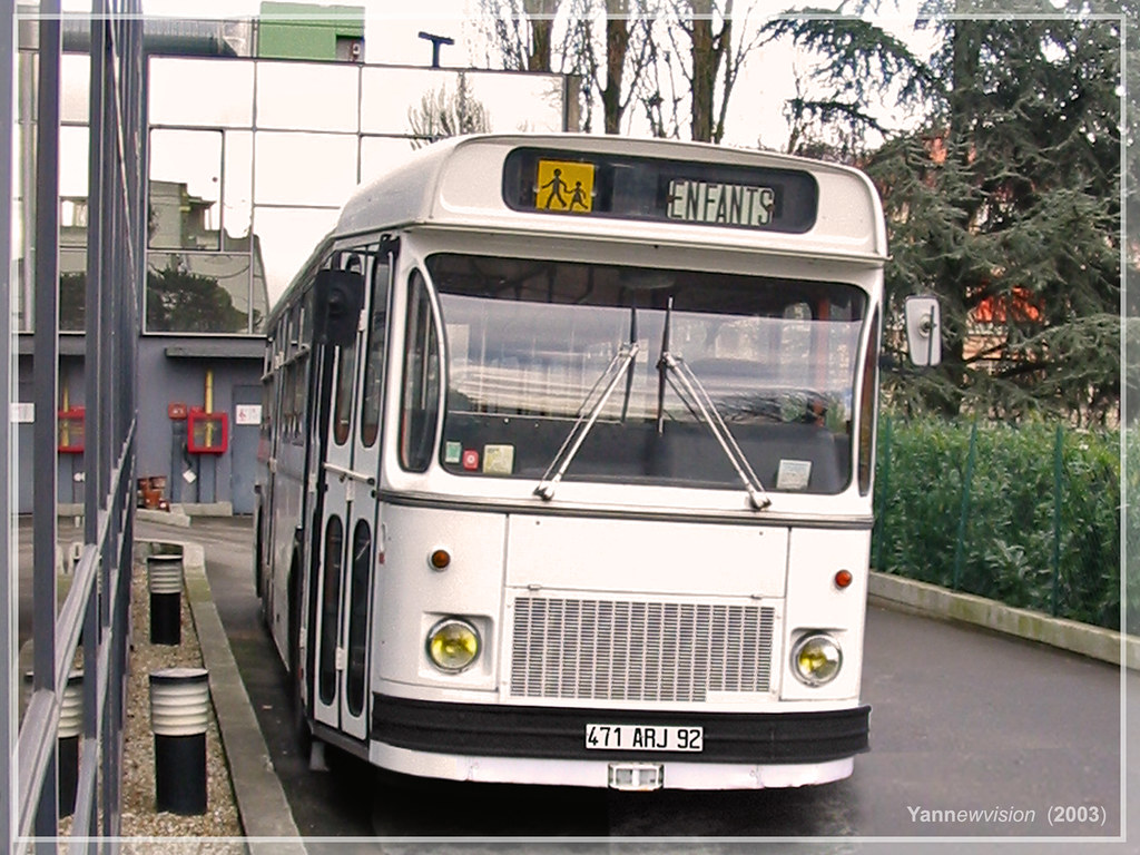 Old French parisian bus Saviem SC10 UMR ex 7688 RATP (Hô… Flickr