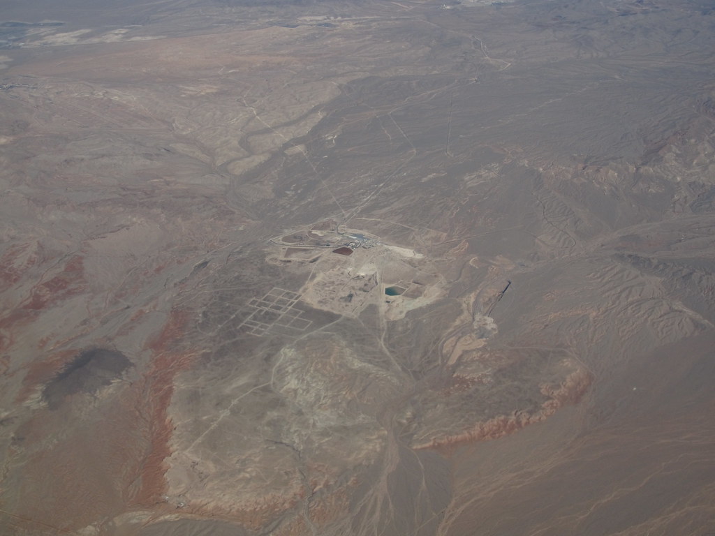 Gypsum Facilities East of Las Vegas, Nevada Gypsum is a ve… Flickr