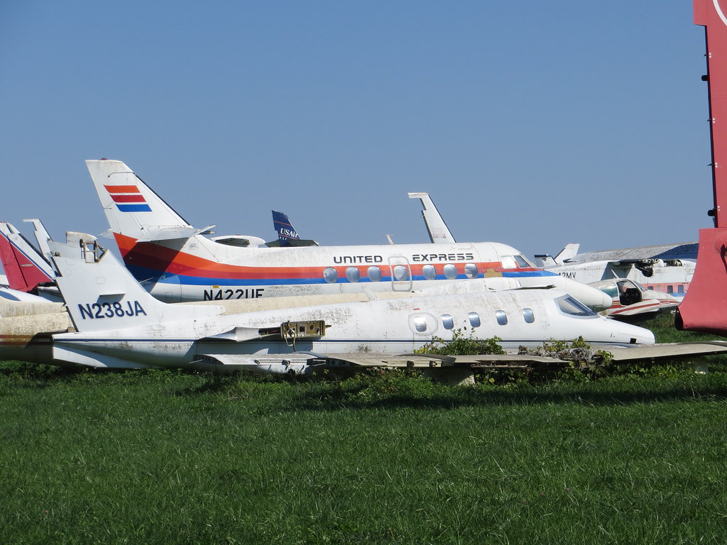 N238JA N422UE Bates City 3 October 2012 N238JA Learjet 35 … Flickr