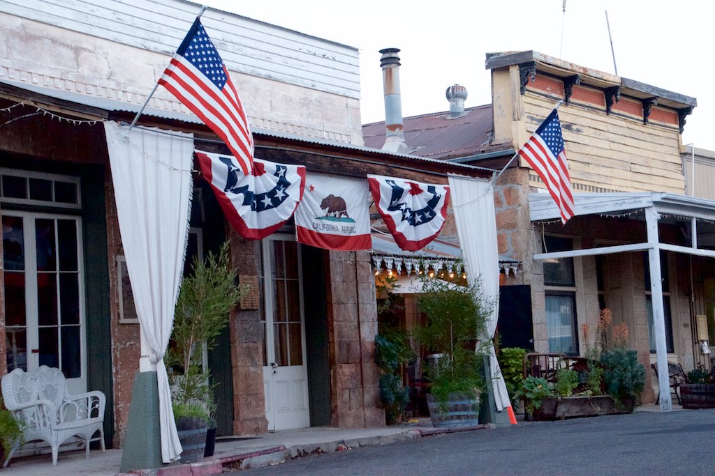 California Republic Mokelumne Hill Cathy de Moll Flickr