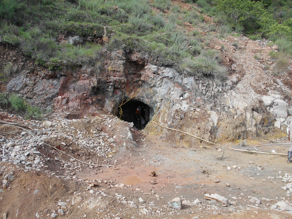 DSCN0759 Initial blast at Level 10 Portal El Creston Telson