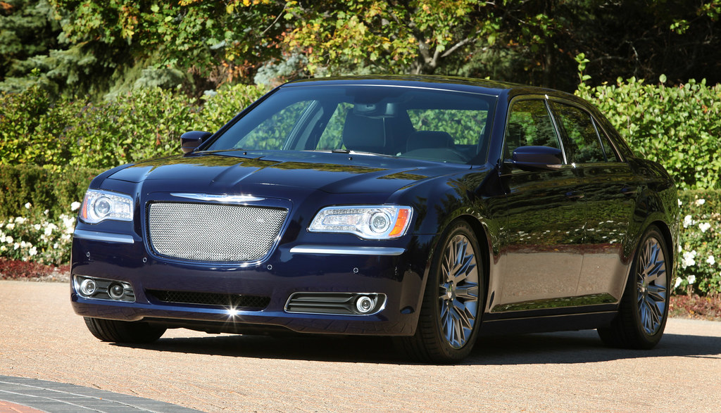 Chrysler 300 "Luxury" Photo by Joe Wilssens Flickr