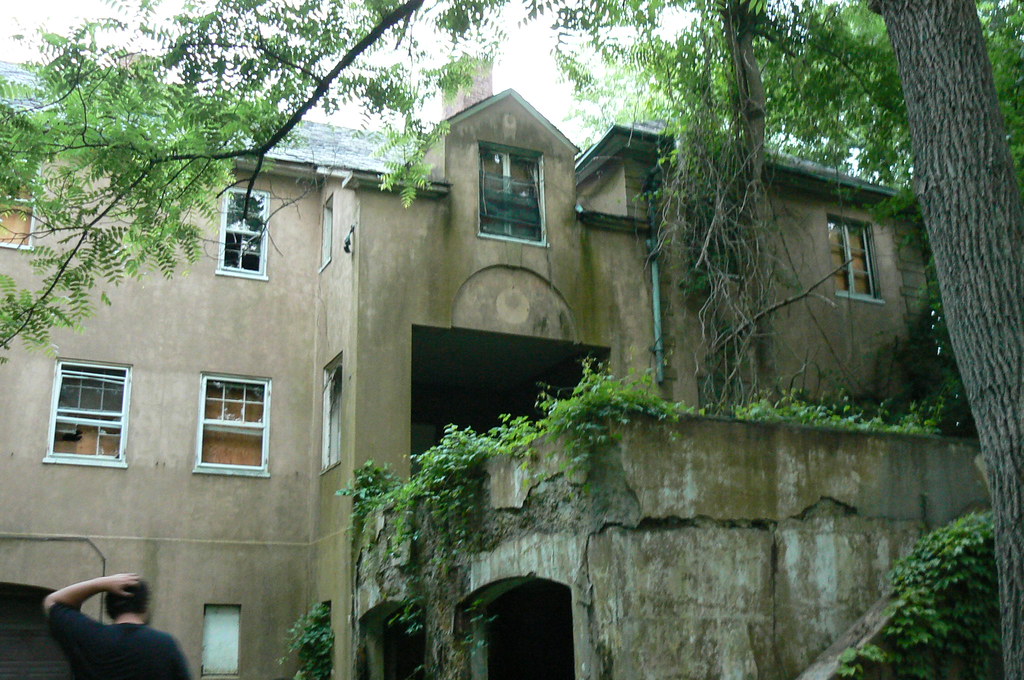 Abandoned House Shattuck EstatePlainview,NY robert rothschild Flickr