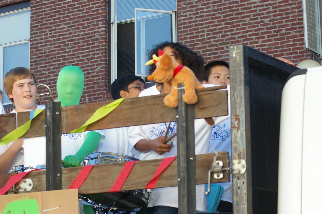 Alhambra HS Parade 2012 Alhambra Lindsey Hayley… Flickr