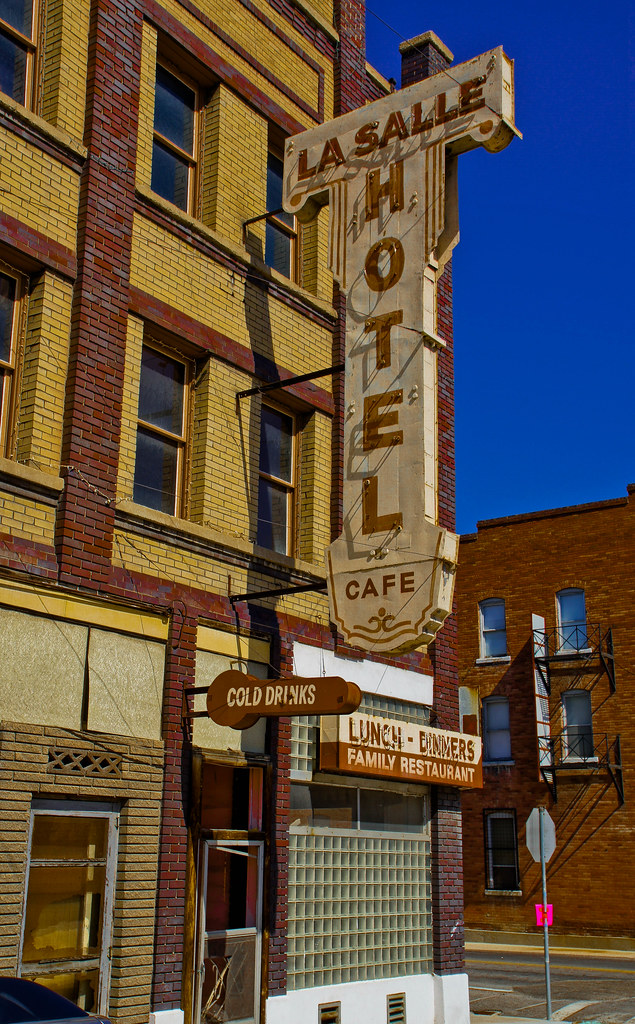 LA SALLE DSC02020 Helper, Utah The La Salle Hotel is… Flickr