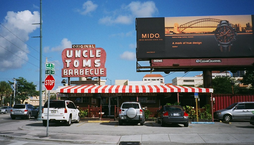 Uncle Toms Barbecue Minolta Vectis 20 APS camera and Fujif… Flickr
