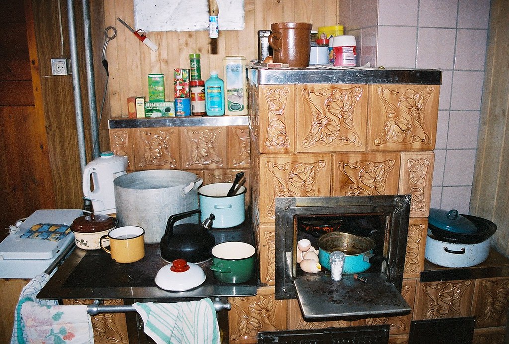 Chocholow kitchen Poland Richard Bak Flickr