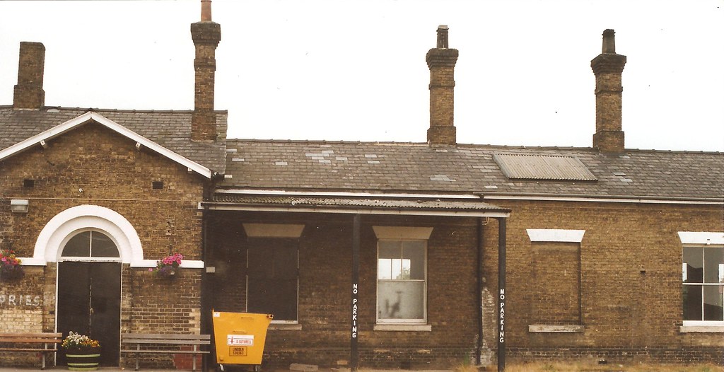 Spalding station exterior Spalding station exterior Flickr