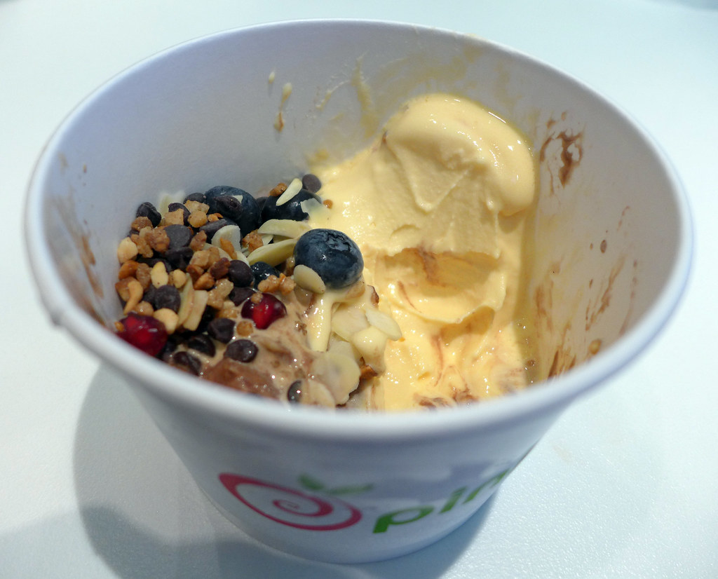 Frozen Yogurt at Dubai Airport ad.hermann Flickr