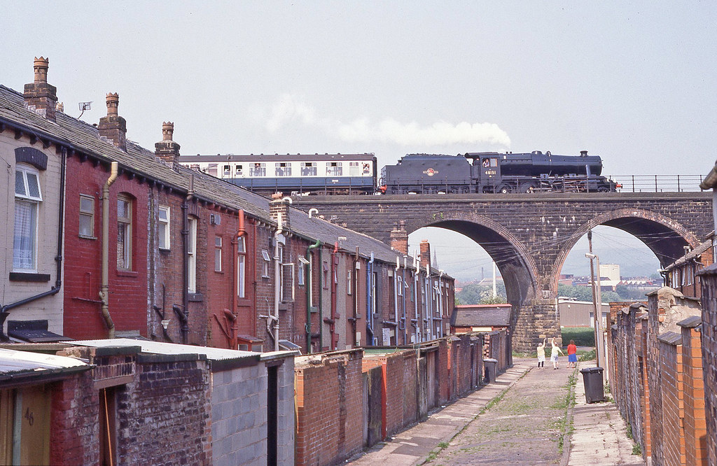 ASTLEY BRIDGE VIADUCT 20TH MAY 1989 The standard lens colo… Flickr