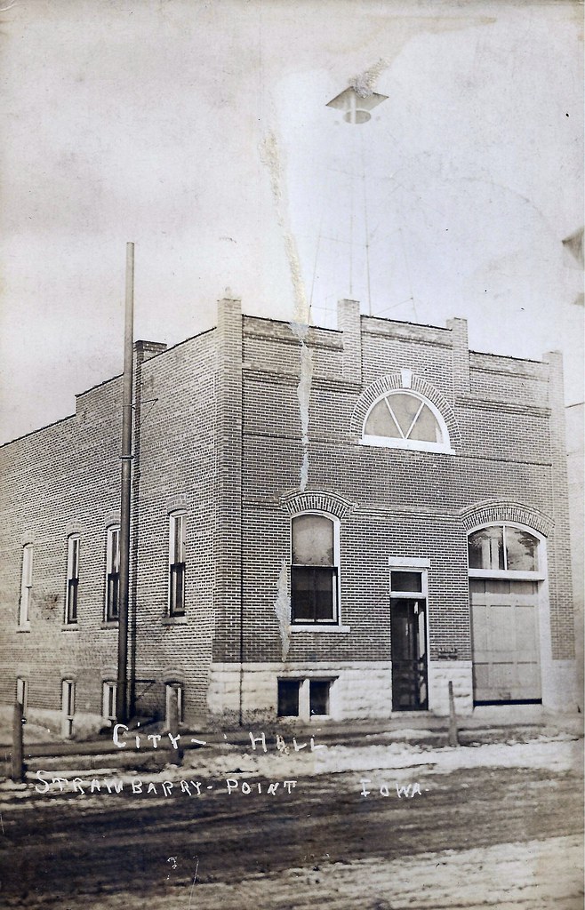 Strawberry Point, Iowa, City Hall Dated 1913. photolibrarian Flickr