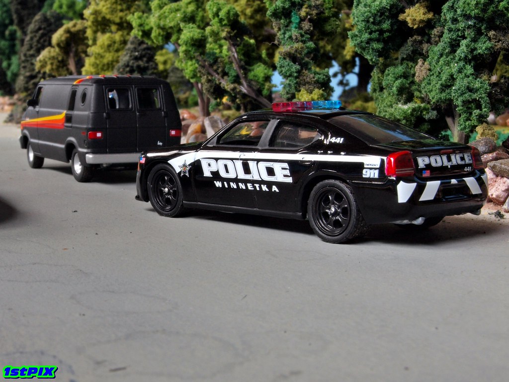 Illinois Police A custom van has drawn the attent… Flickr