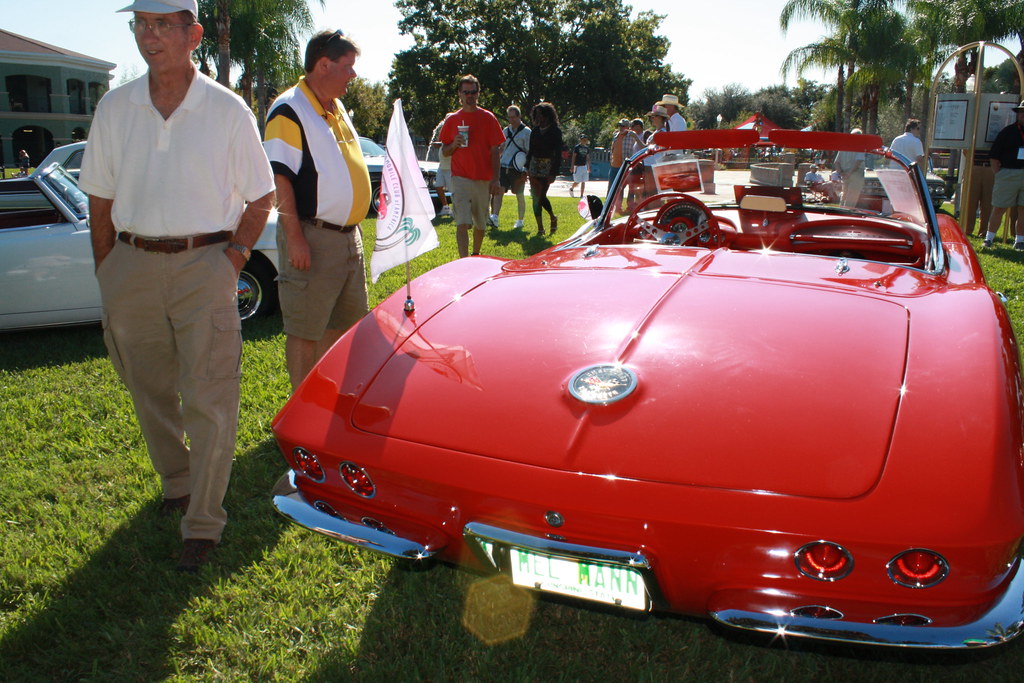 Lake Mirror Classic Auto Festival Bystanders admire cars p… Flickr