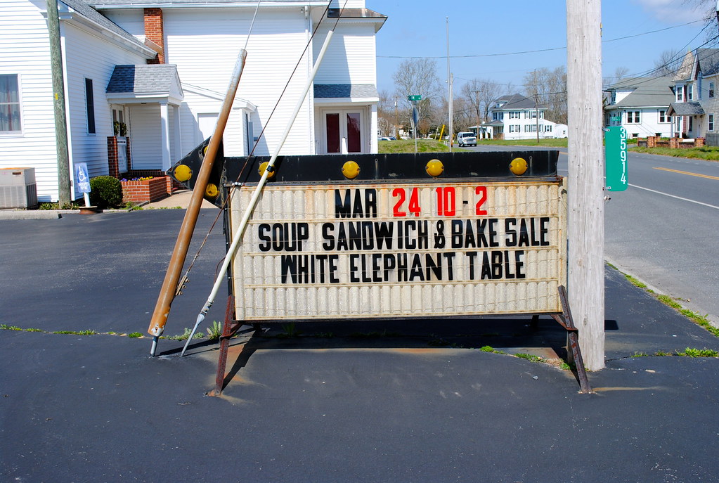 Roxana Methodist Church Sign in front of the church. Flickr