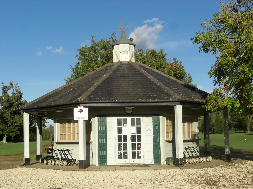 Pro Shop Tracy Park Golf Course Bath The round house at Tr… Flickr