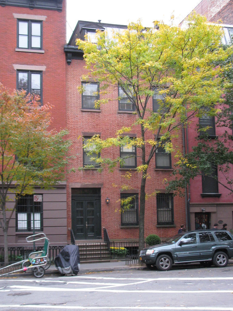 44 Stuyvesant Street One of the oldest houses in Manhattan… Flickr