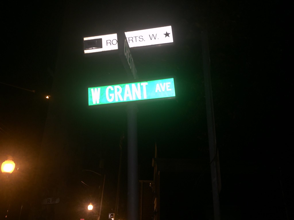 Roselle Park street sign, Roselle Park, NJ Dan Kleinman Flickr