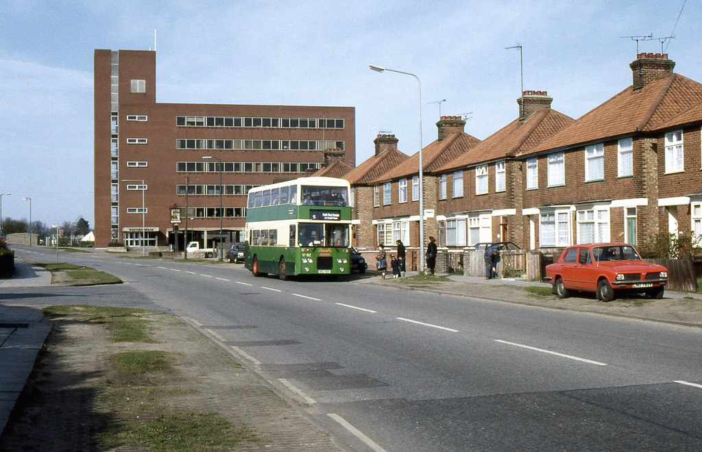 B82 NDX, Ipswich Dennis Dominator No. 82, Hadleigh Road, I… Flickr
