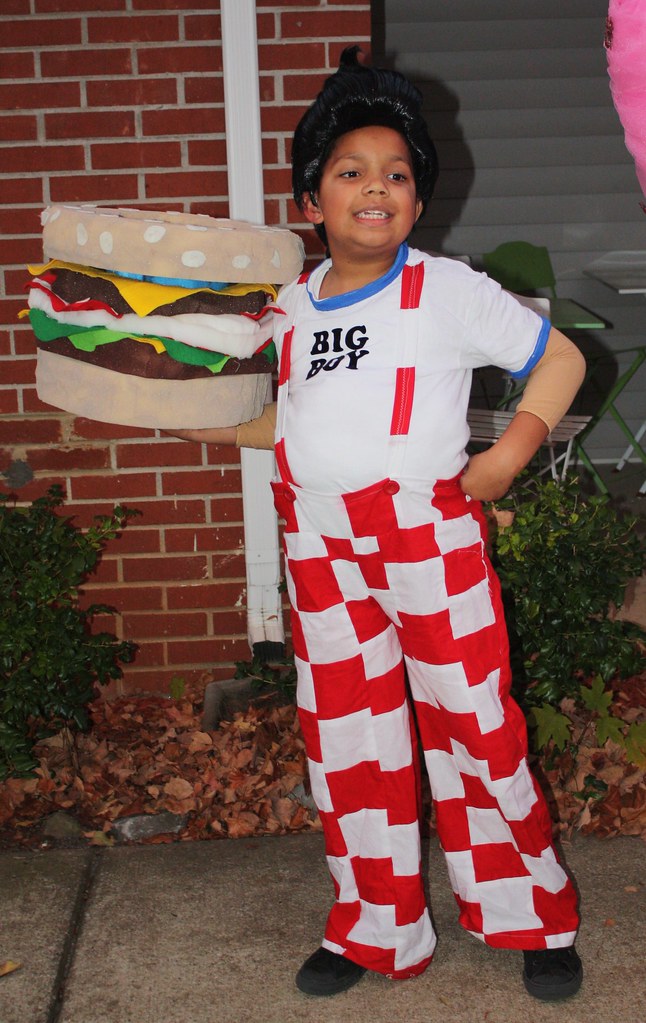 Bob's Big Boy Halloween Costume a photo on Flickriver