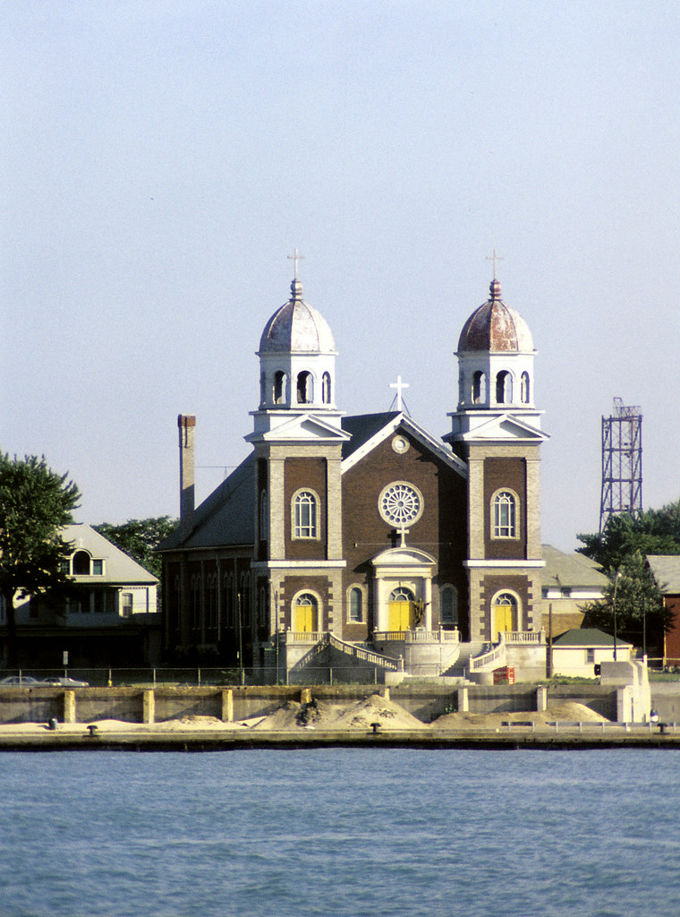 19720600t.g18 Holy Rosary Church Windsor, ON Walter Etten Flickr