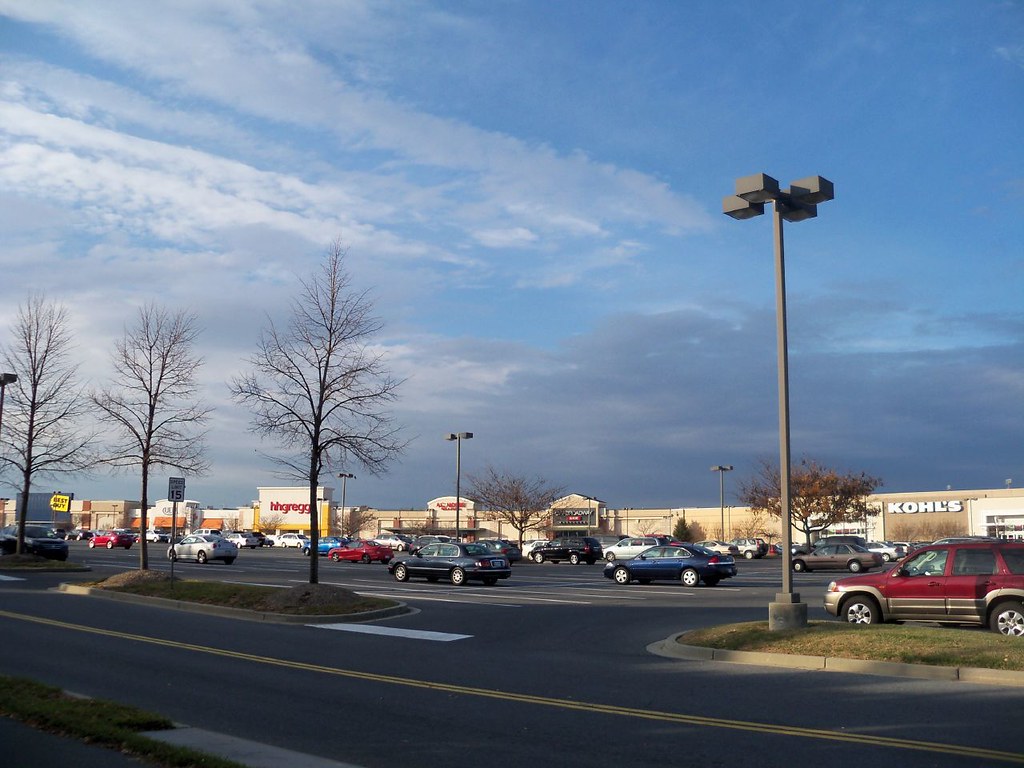 Frederick Crossing Shopping Center, in Frederick, Frederic… Flickr