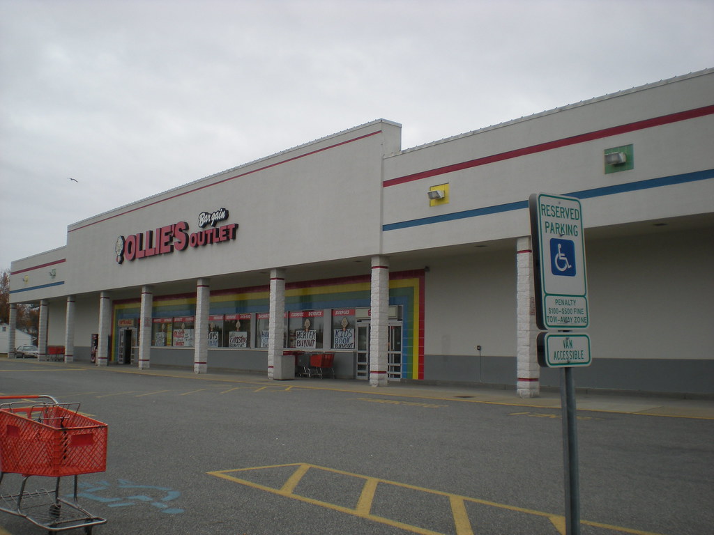 Ollie's Bargain Outlet Ollie's Bargain Outlet 48 (45,… Flickr