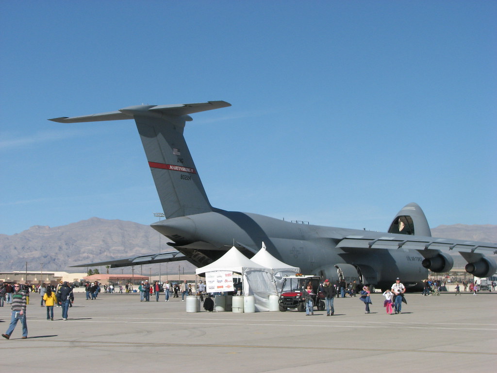 Las Vegas Air Show A 'Lockheed C5 Galaxy' at the Aviation… Flickr