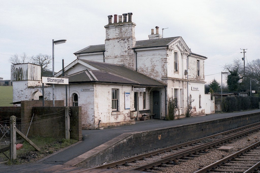 Stonegate Station Feb 1985 SRDemus Flickr