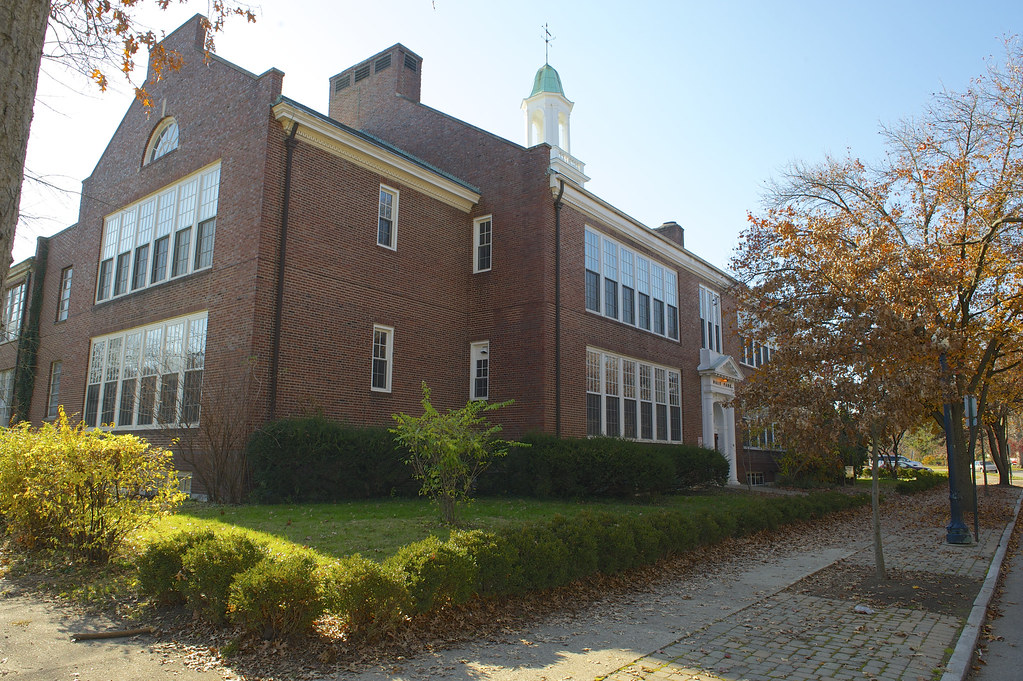 Dale Park, Mariemont, Ohio Chris Evans Flickr