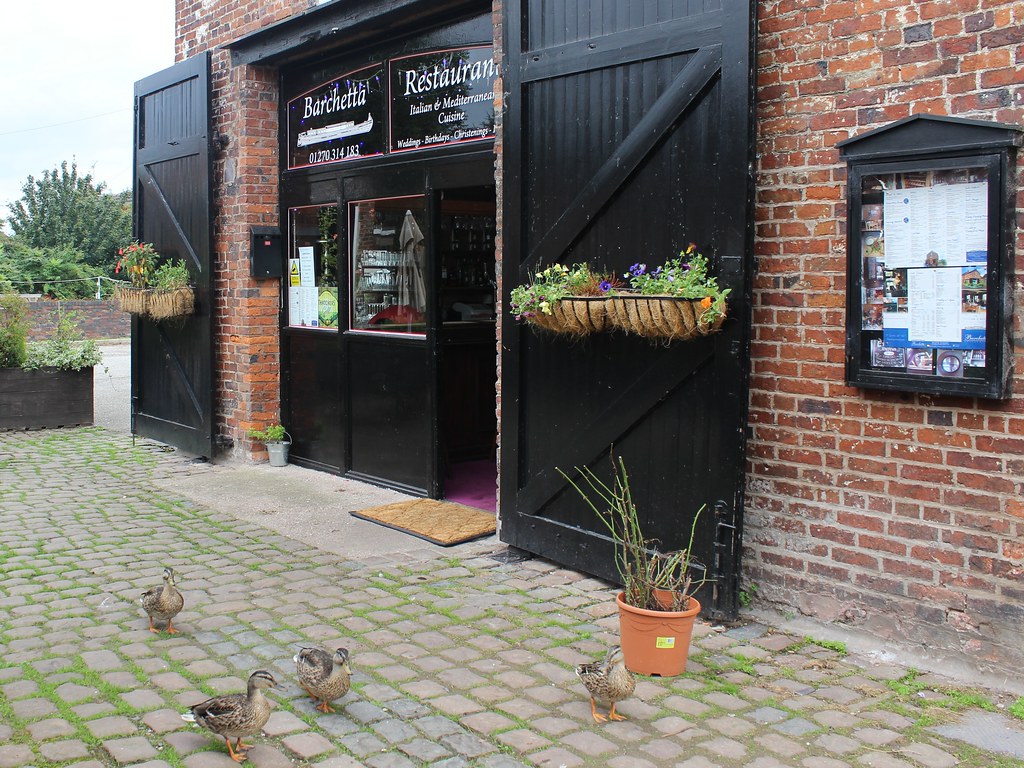 "Do they serve duck"? Barchetta Restaurant on Wheelock Wha… Flickr