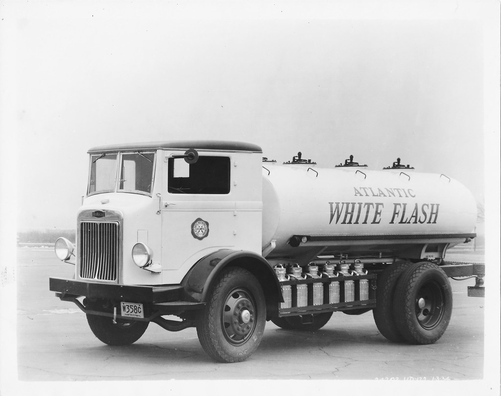 Autocar UD127 Atlantic Oil tanker 1934 Murphey Flickr