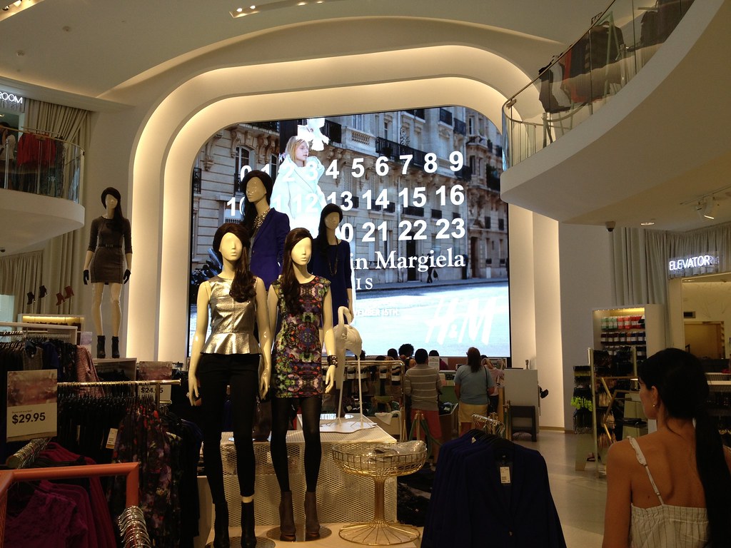 New H&M Store South Beach Former Lincoln Theater. Flickr