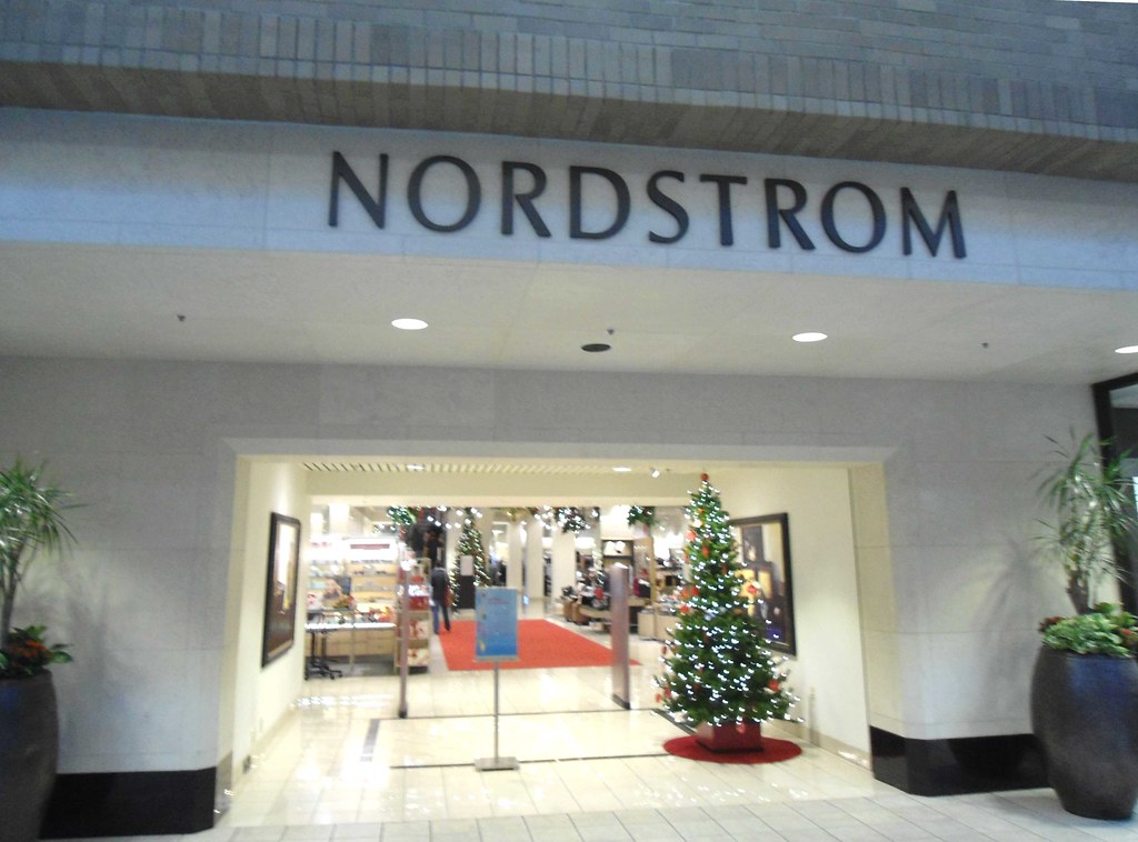 Nordstrom Christmas at Northgate Mall tiny mall entrance S… Flickr