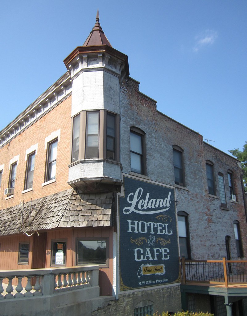 former Leland Hotel, Belvidere, IL Sign commemorating this… Flickr