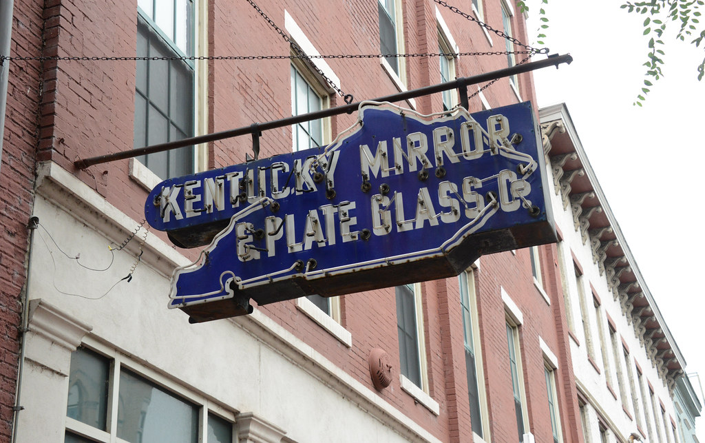 Kentucky Mirror & Plate Glass Co. neon sign Downtown Louis… Flickr
