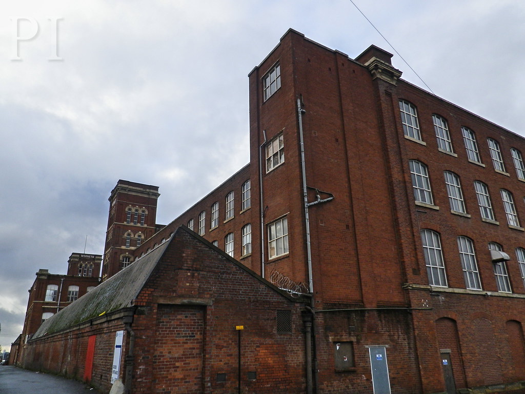 OLDHAM (17) Mills, Westhulme Street / Featherstall… Flickr