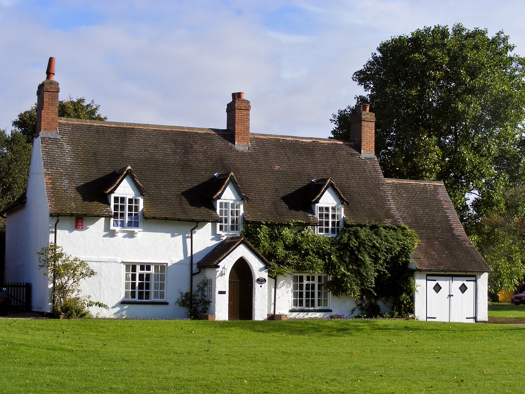 (via The ‘White Cottage’, Therfield, Hertfordshire... Tumbex