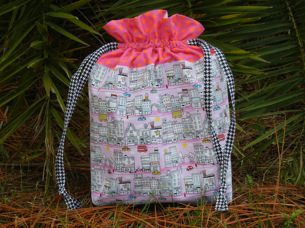 Toy bag lined drawstring bag pattern by Jeni at In Color O… Flickr