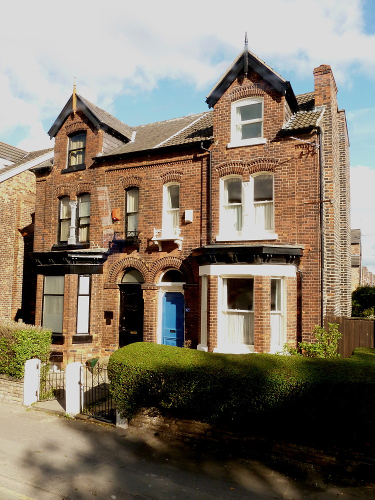 Victorian terrace house on Upper Lloyd Street in Moss Side… Flickr