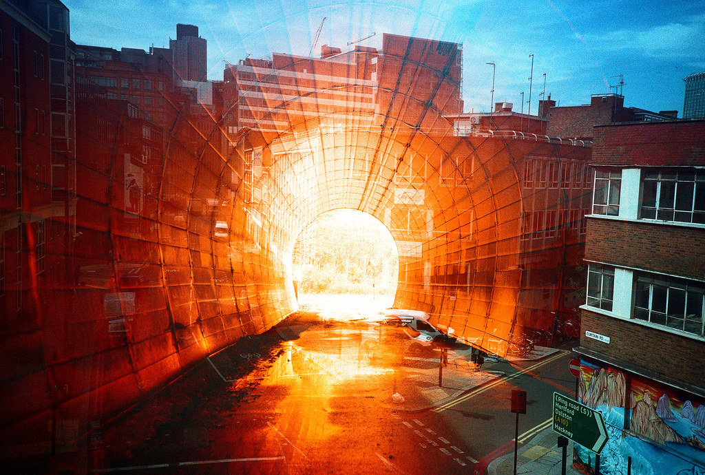異次元への入口 Portal into another dimension This is the 3rd