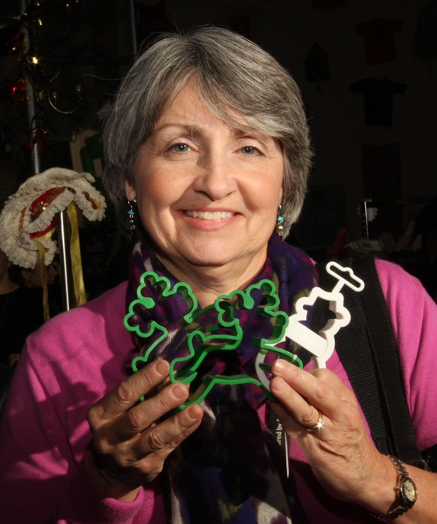 Day 10 Martha Rosler's MetaMonumental Garage Sale Novembe… Flickr