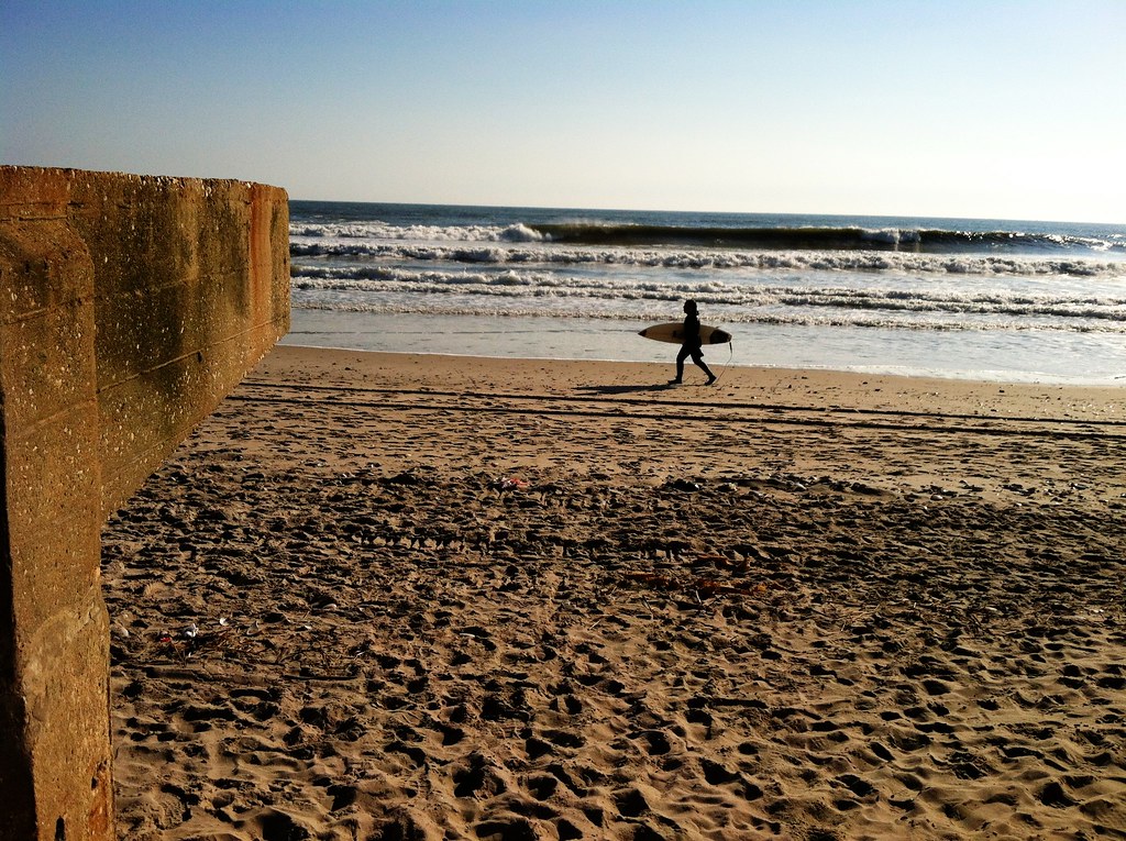 Rockaway Beach Surfer Rockaway communities clean up after … Flickr