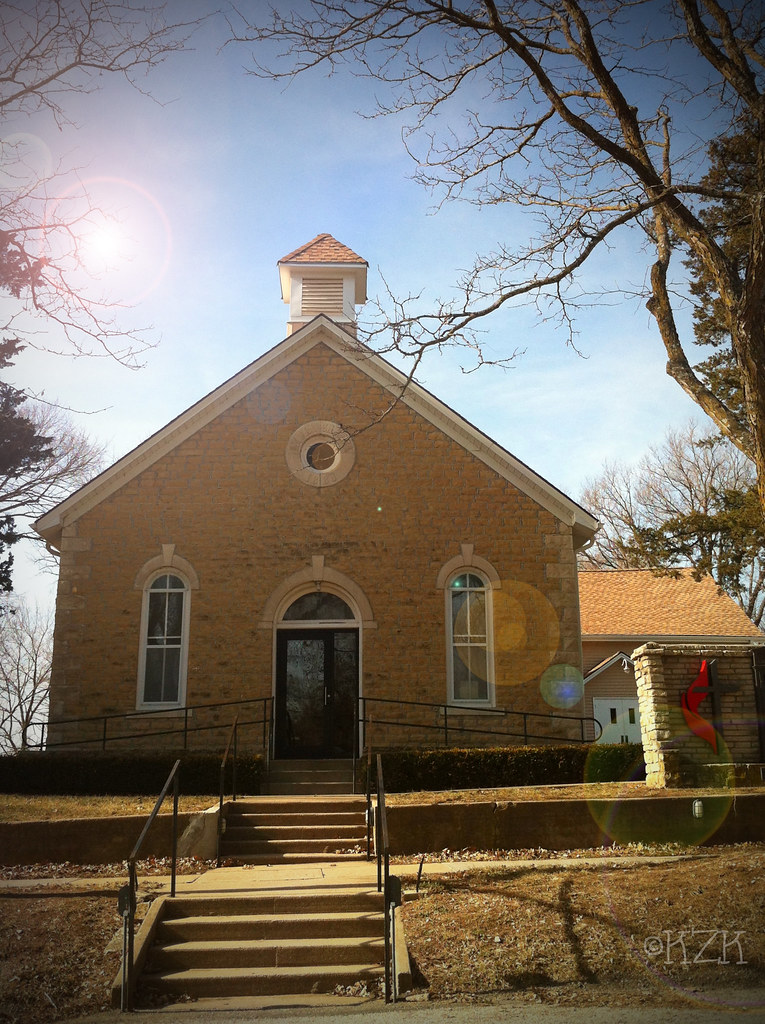 IMG_3344e Keats; church built in the 1880s Karen Z Kryschtal Flickr