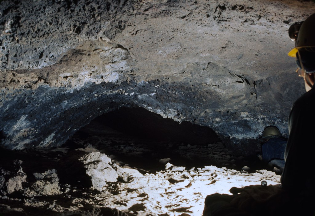 26_74 2674; Pisgah Crater, CA 122775 The Greater Southwestern