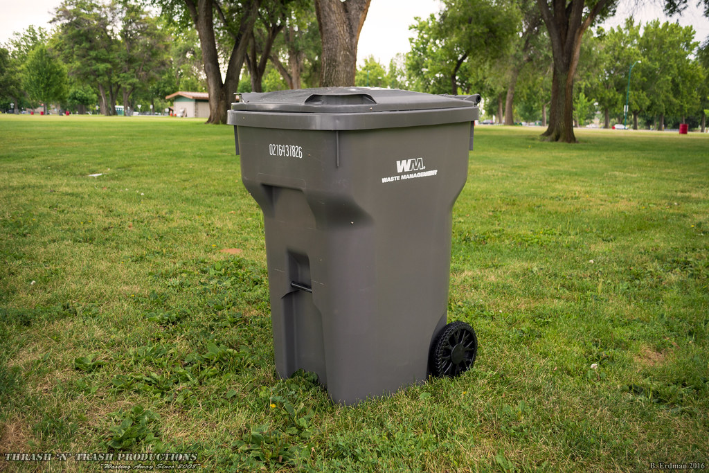 Waste Management 96gallon Cascade Cart refuse cart Waste … Flickr