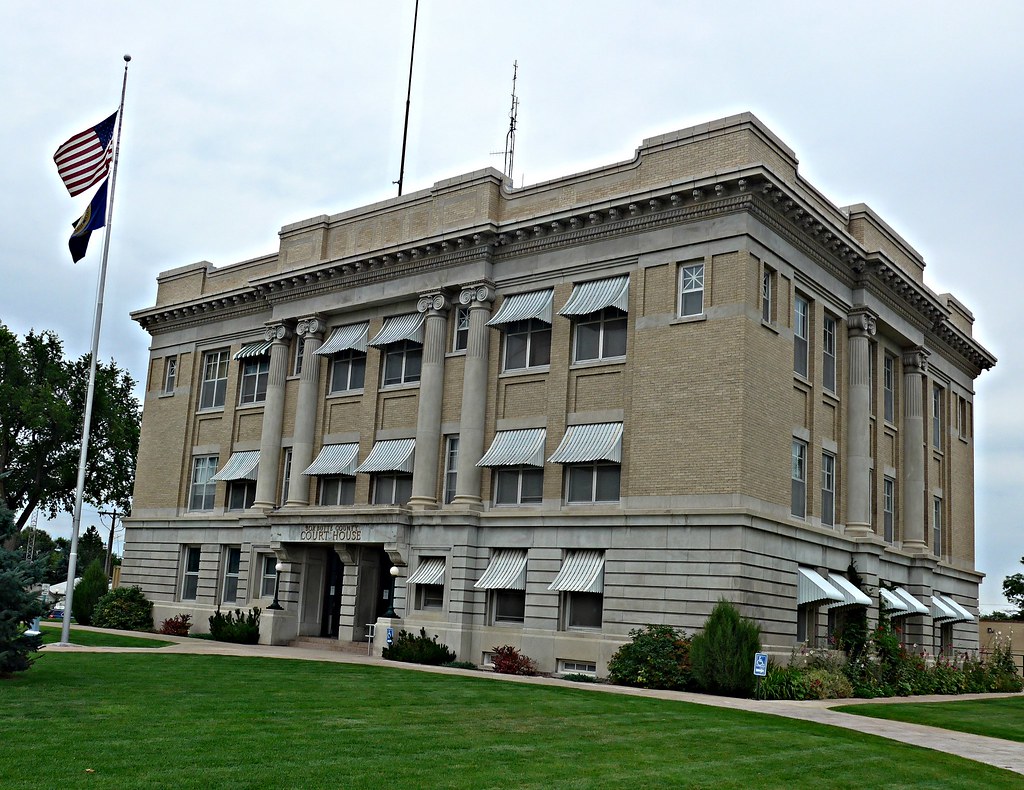 Box Butte County courthouse, Alliance, NE Ali Eminov Flickr