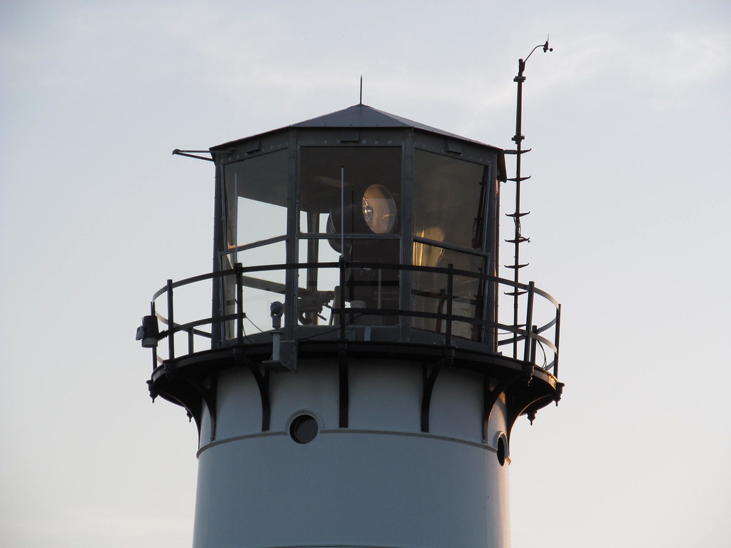 Chatham Lighthouse Chatham, Massachusetts Chatham Lighth… Flickr