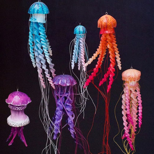 See more pictures of these jellyfish sculptures http//i… Flickr